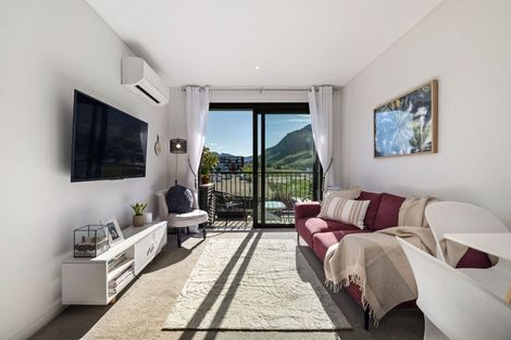 Photo of property in Toru Apartments, 413/10 Copper Beech Avenue, Frankton, Queenstown, 9300