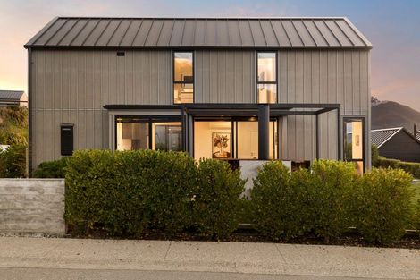 Photo of property in 6 Mckenzies Shute, Jacks Point, Queenstown, 9371