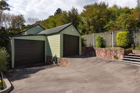 Photo of property in 18 Moana View Road, Waikawa, Picton, 7220