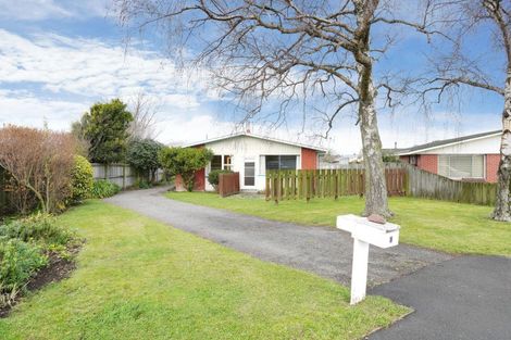 Photo of property in 8 Mcalpine Place, Rangiora, 7400