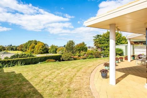 Photo of property in 25 Plateau Heights, Mount Maunganui, 3116