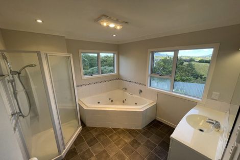 Photo of property in 296b Mangorei Road, Merrilands, New Plymouth, 4312