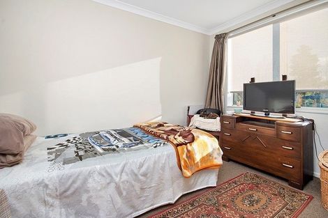 Photo of property in 11 Logan Place, Waiuku, 2123