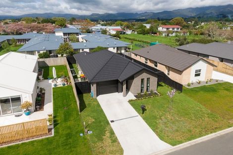 Photo of property in 11 Eastbank Drive, Katikati, 3129