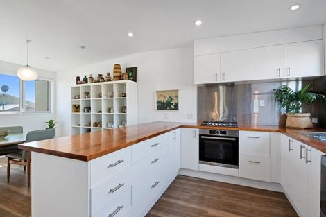 Photo of property in 67c Beach Road, Tahunanui, Nelson, 7011