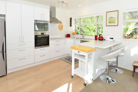 Photo of property in 23 Annalise Place, Orewa, 0931