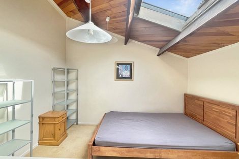 Photo of property in Metro Apartments, 6/220 Thorndon Quay, Pipitea, Wellington, 6011