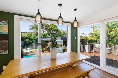 Photo of property in 21 Regina Street, Westmere, Auckland, 1022