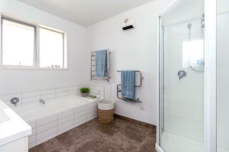 Photo of property in 34 Arowhenua Station Road, Kerrytown, Timaru, 7973