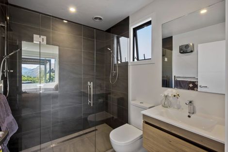 Photo of property in 3 Caithness Court, Jacks Point, Queenstown, 9371