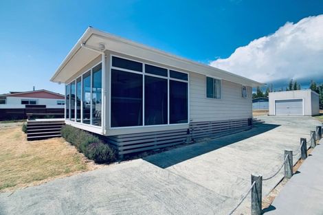 Photo of property in 38 Waterfront Road, Pukenui, 0484
