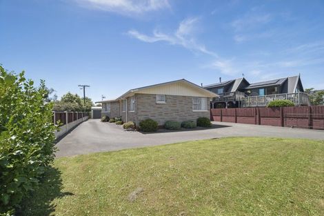 Photo of property in 105 Fairy Springs Road, Fairy Springs, Rotorua, 3015