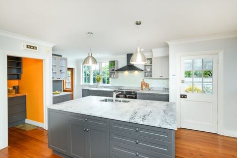 Photo of property in 38 Langston Avenue, Palmerston North, 4414