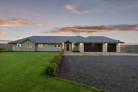 Photo of property in 814 Halkett Road, West Melton, Christchurch, 7671