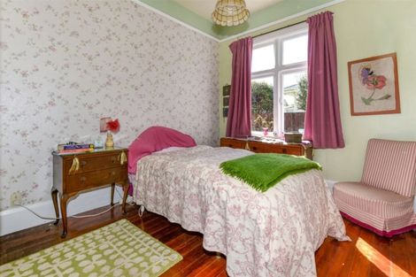 Photo of property in 1 Celia Street, Redcliffs, Christchurch, 8081