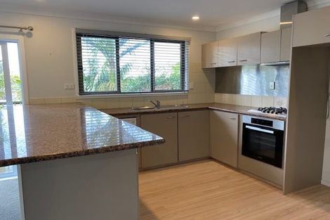 Photo of property in 26 Cedar Terrace, Stanmore Bay, Whangaparaoa, 0932