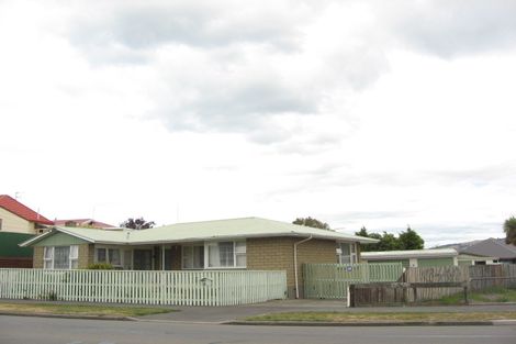 Photo of property in 106 Hargood Street, Woolston, Christchurch, 8062