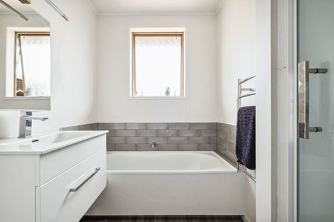 Photo of property in 7 Paraone Road, Tamarau, Gisborne, 4010