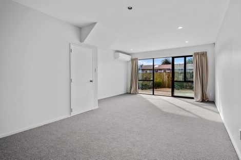Photo of property in 90c Mathesons Road, Phillipstown, Christchurch, 8011