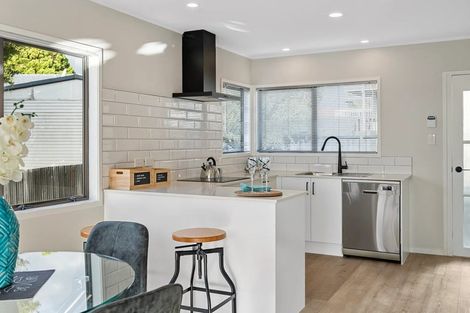 Photo of property in 299 Weymouth Road, Weymouth, Auckland, 2103