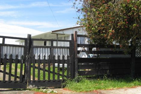 Photo of property in 76 Miller Road, Mangere Bridge, Auckland, 2022
