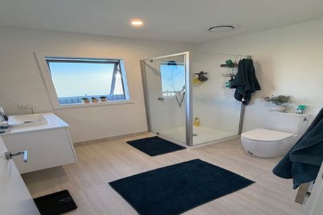 Photo of property in 19 Cassin Place, Taradale, Napier, 4112