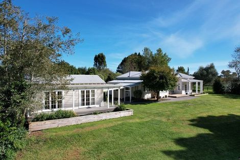 Photo of property in 365 Corbett Road, Paraite, New Plymouth, 4373
