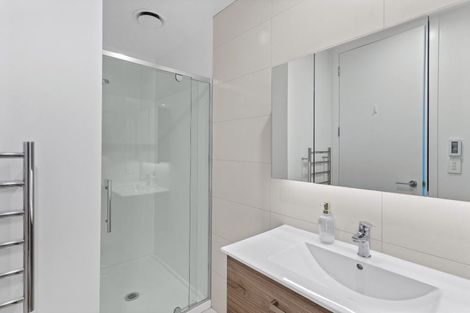 Photo of property in 203/6 Waikumete Road, Glen Eden, Auckland, 0602