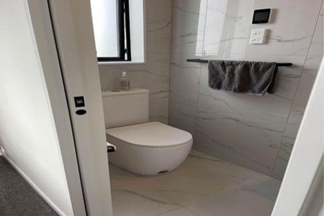 Photo of property in 16/5 Hikurangi Street, Te Atatu Peninsula, Auckland, 0610
