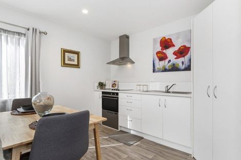 Photo of property in 11 Kamahi Crescent, Papamoa Beach, Papamoa, 3118