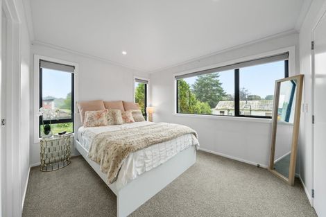 Photo of property in 17 Reakes Crescent, Wallaceville, Upper Hutt, 5018