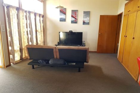 Photo of property in 3 Seagrave Place, Ilam, Christchurch, 8041