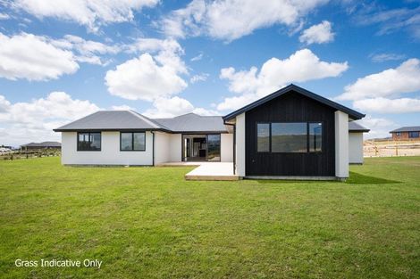 Photo of property in 132 Kingsdale Park Drive, Aokautere, Palmerston North, 4471