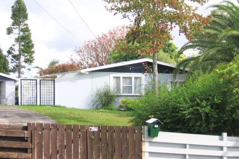 Photo of property in 26 Robert Burke Place, Henderson, Auckland, 0612