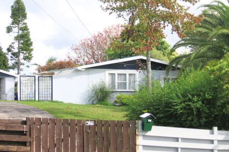 Photo of property in 26 Robert Burke Place, Henderson, Auckland, 0612