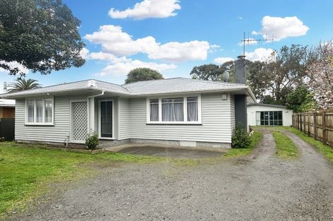 Photo of property in 73 Martin Road, Paraparaumu Beach, Paraparaumu, 5032