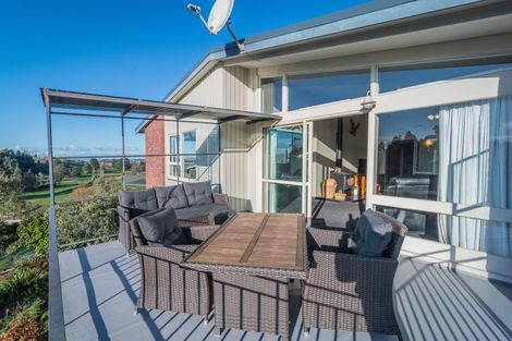 Photo of property in 215 Douglas Street, Highfield, Timaru, 7910