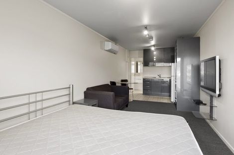 Photo of property in 10 Marina Drive, Frankton, Queenstown, 9300