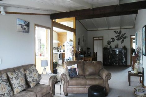 Photo of property in 20 Francis Road, Paraparaumu Beach, Paraparaumu, 5032
