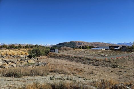 Photo of property in 18 Mistake Drive, Lake Tekapo, 7999