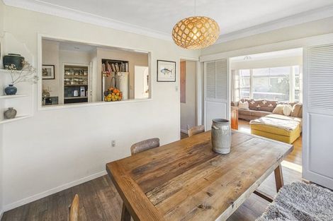 Photo of property in 8 James Cook Street, Havelock North, 4130