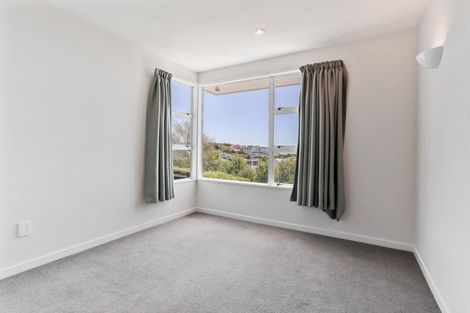 Photo of property in 2/5a Madeley Road, Mount Pleasant, Christchurch, 8081