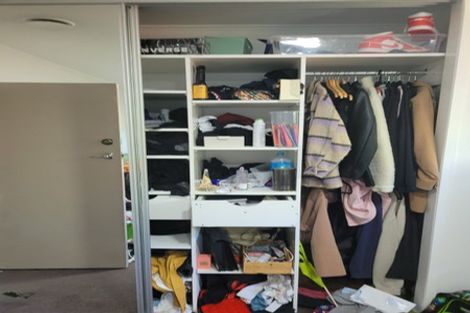 Photo of property in 21 Dundale Avenue, Blockhouse Bay, Auckland, 0600