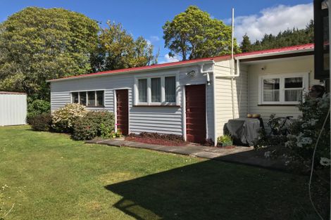 Photo of property in 31 Tombleson Road, Lake Rotoma, Rotorua, 3074