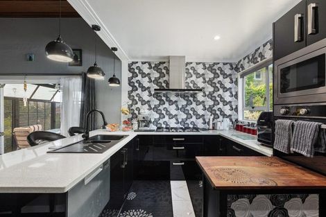 Photo of property in 16 Hill Street, Paeroa, 3600