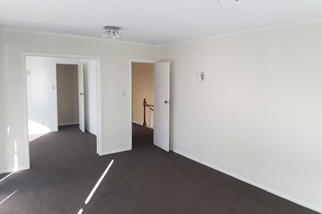 Photo of property in 8 Dallas Court, Miramar, Wellington, 6022