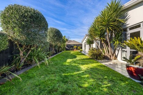 Photo of property in 66 Lamorna Road, Parklands, Christchurch, 8083