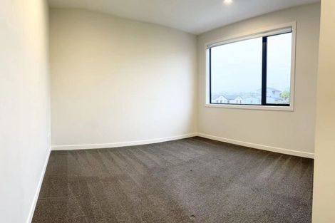 Photo of property in 22a Dallinghoe Crescent, Milford, Auckland, 0620