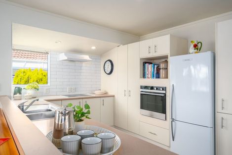 Photo of property in 4 Lakeside Villas, Whitby, Porirua, 5024