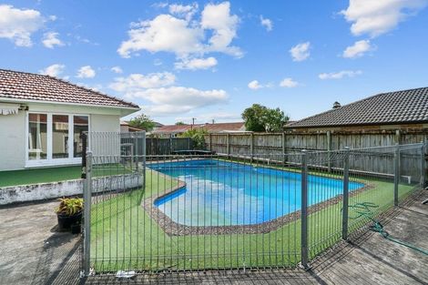 Photo of property in 42 Willis Road, Papakura, 2110